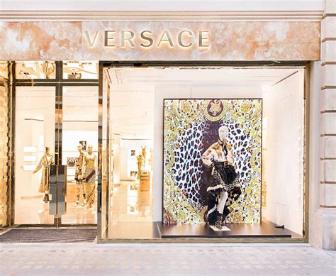 diseño de versace|versace store online.